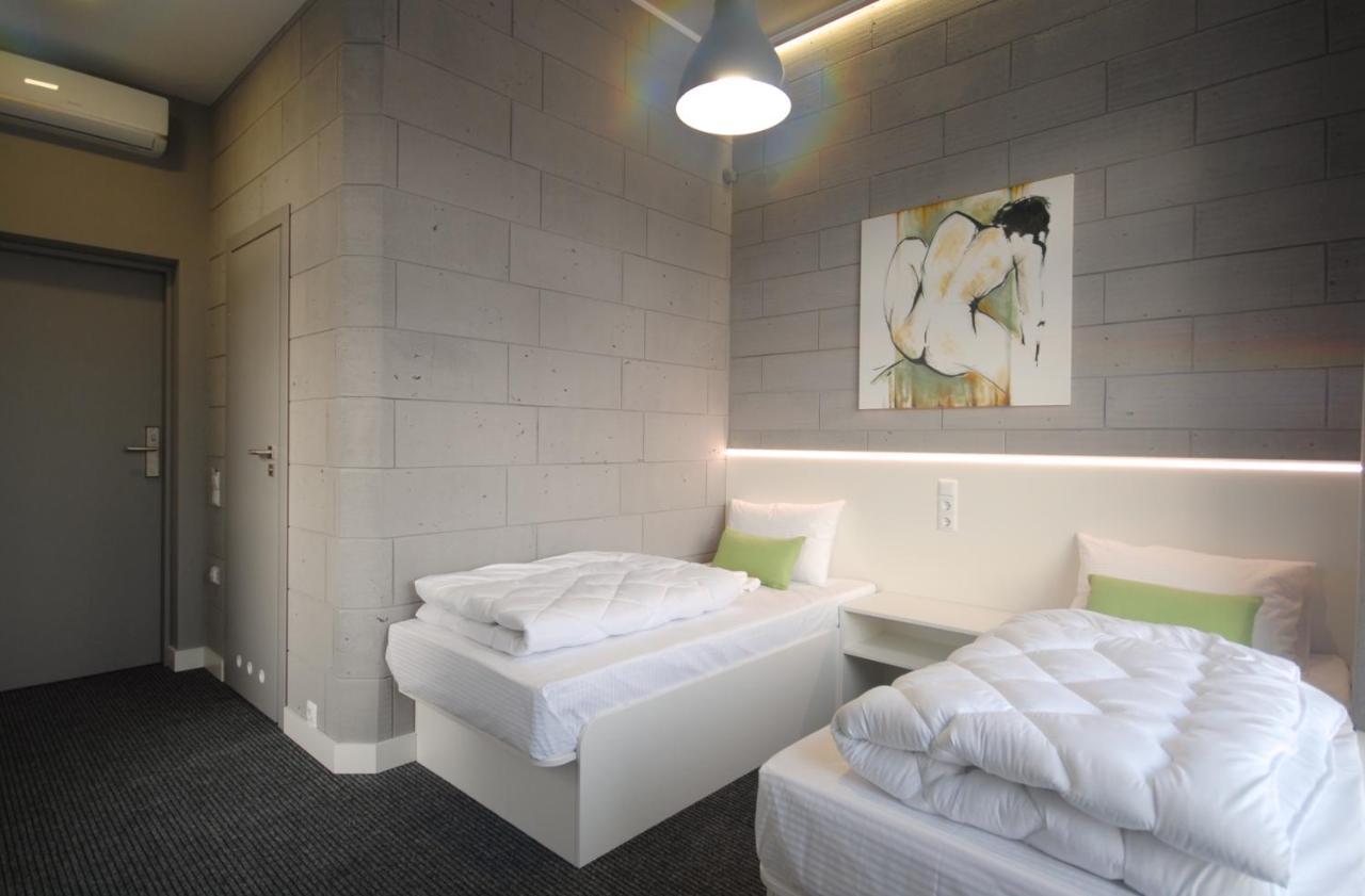 Cubby Hotel Lviv Exterior photo
