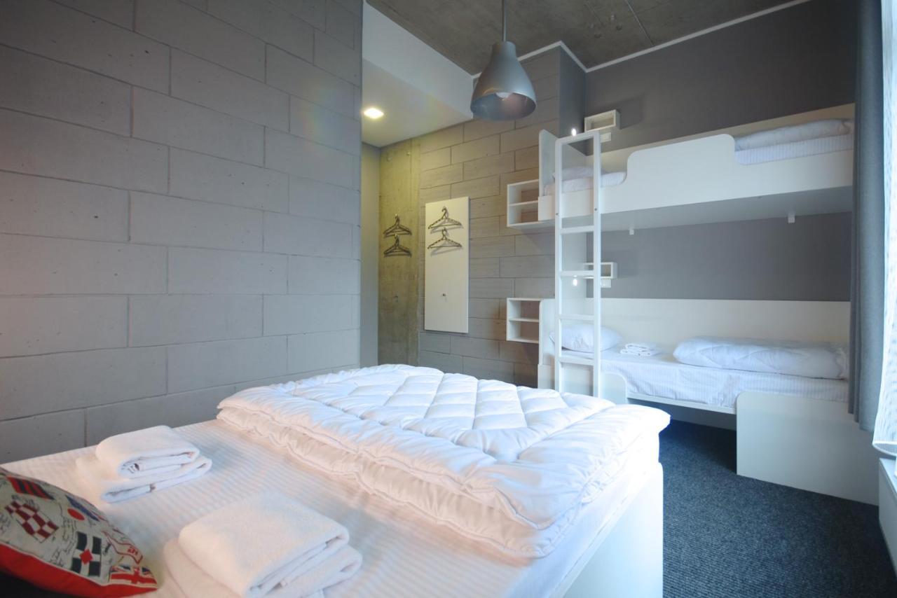 Cubby Hotel Lviv Exterior photo